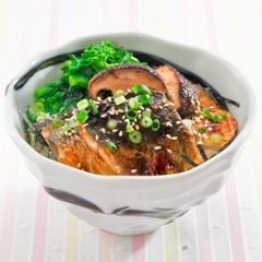 アジの蒲焼き丼（病院食：主食）