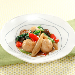 れんこんと鶏のミートボール（病院食：主菜）