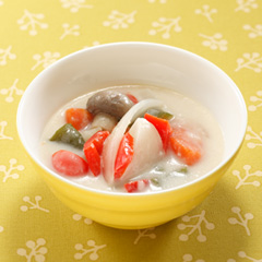 野菜たっぷりホワイトシチュー（病院食：主菜）