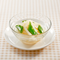 スナップエンドウと大根のタマネギソース（病院食：副菜）