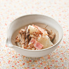 たたき長芋とまいたけのベーコン和え（病院食：副菜）