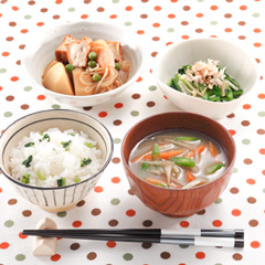 厚揚げの肉じゃが風メニュー