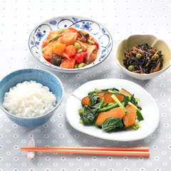 夏野菜の酢鶏メニュー