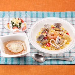 とうもろこしと魚介のパエリアメニュー