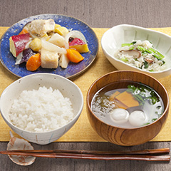 秋野菜と栗と白身魚の甘酢炒めメニュー