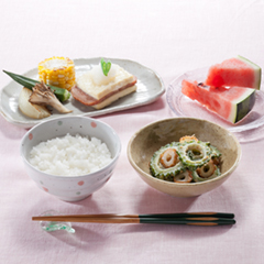 豆腐とランチョンミートの重ね焼きメニュー