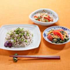 牛ひき肉と枝豆のチャーハンメニュー