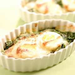 ほうれん草と玉子のグラタン