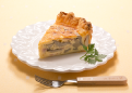 写真：足太あわび茸のキッシュ